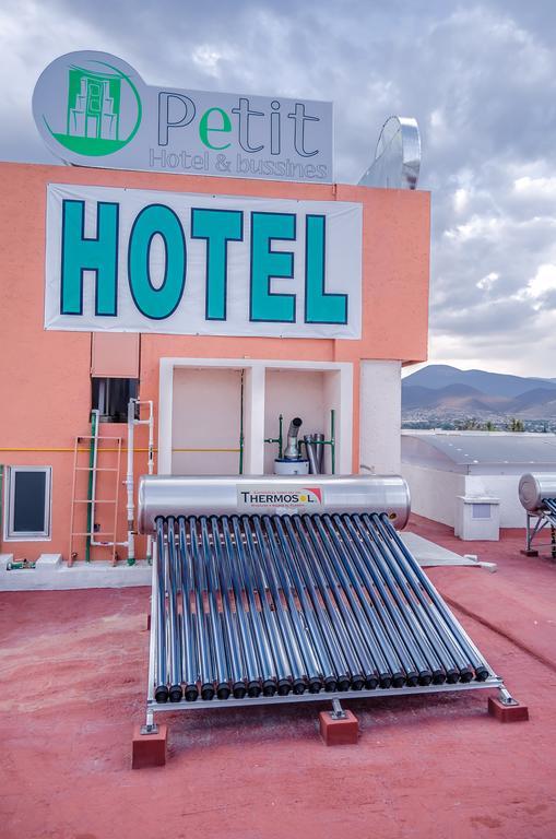 Hotel Petit Tehuacán Buitenkant foto